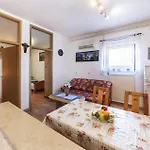 3 Bedroom Lovely In