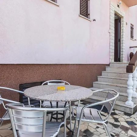 Amazing In With Wifi Pula